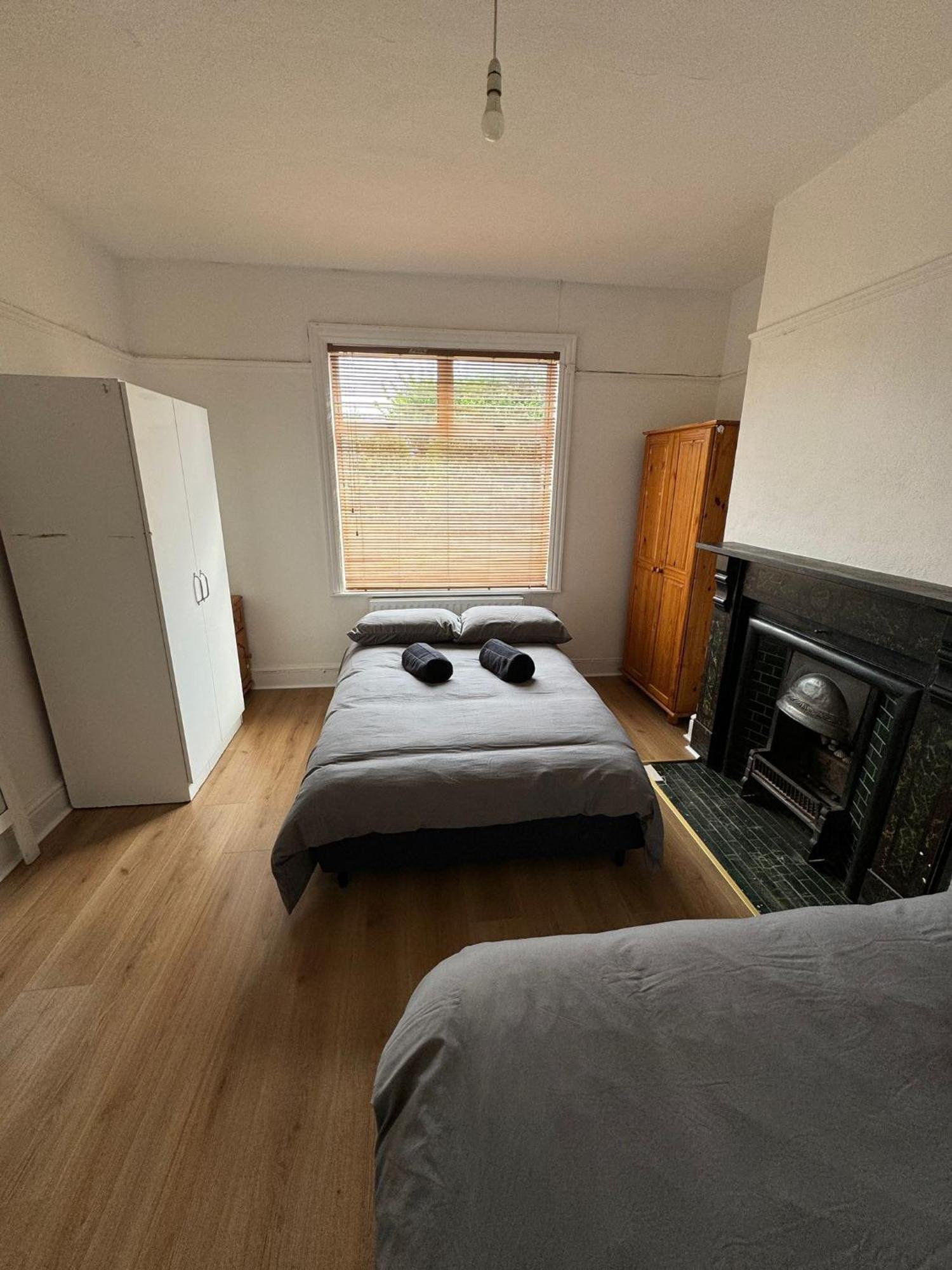 Very Nice Triple Room At 2 Iveragh Rd-5 Dublin Extérieur photo